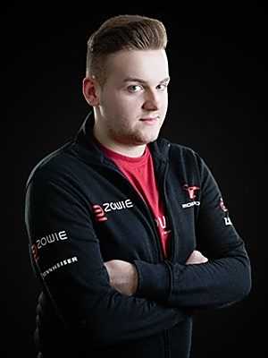 更像一场季